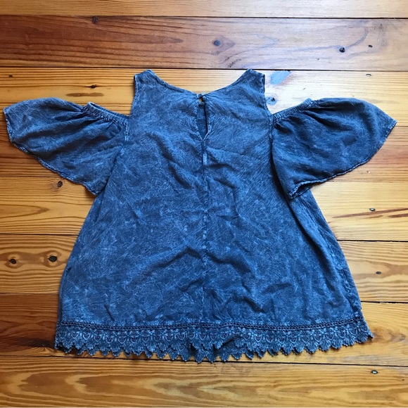 Altar’d State Blue Cotton Cold Shoulder Lace Top, EUC, M - Picture 9 of 10